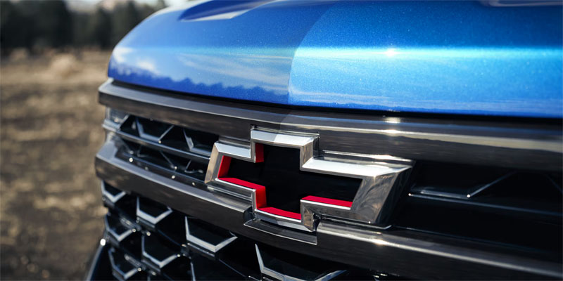 The Chevy emblem on the 2026 Chevrolet Silverado 1500 in Bakersfield, CA 