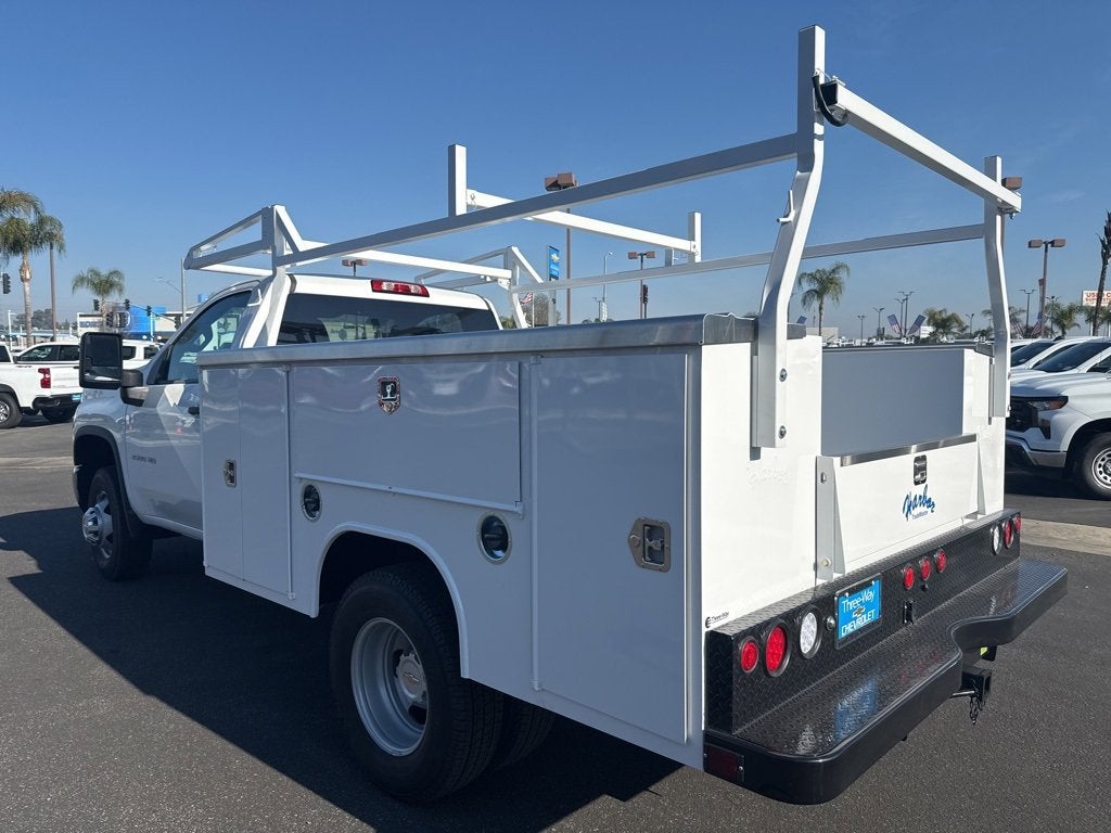 2025 Chevrolet Silverado 3500 HD Chassis Cab Work Truck