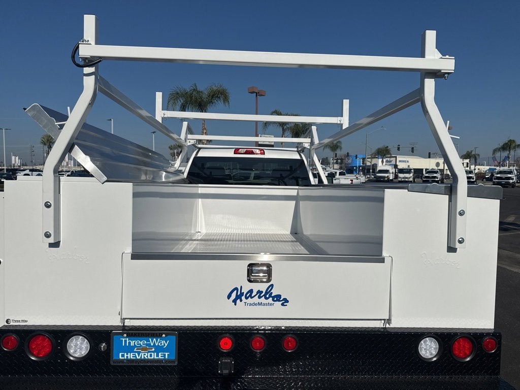 2025 Chevrolet Silverado 3500 HD Chassis Cab Work Truck