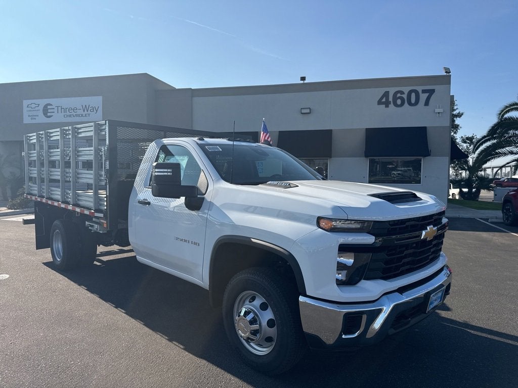 2025 Chevrolet Silverado 3500 HD Chassis Cab Work Truck