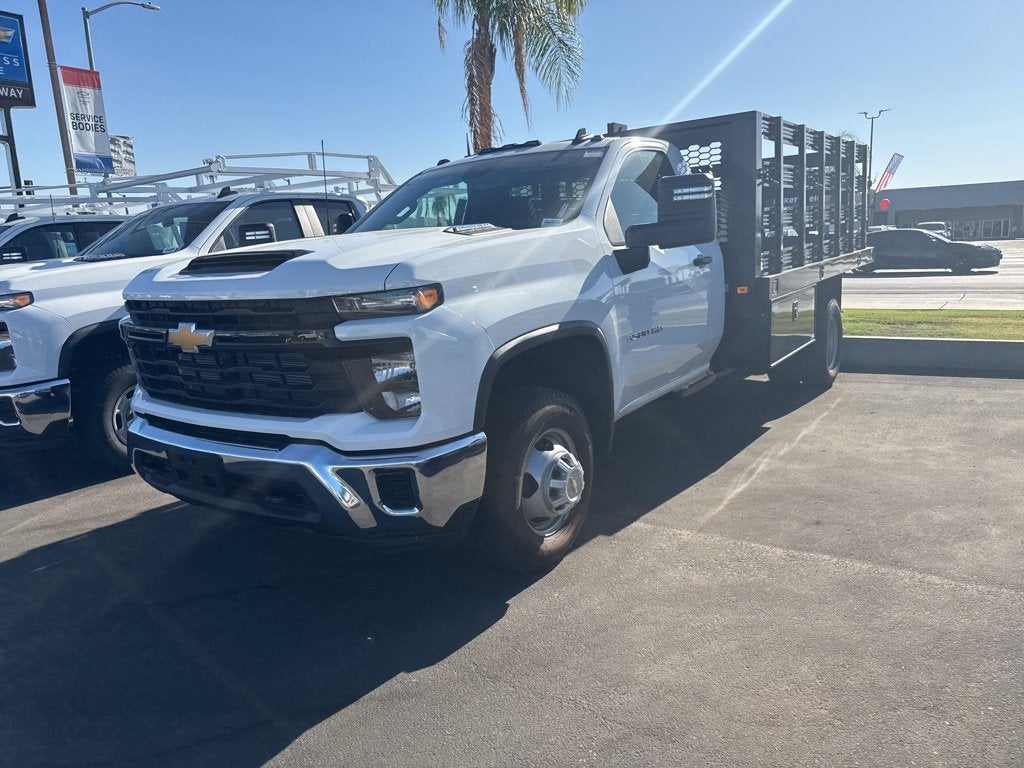 2025 Chevrolet Silverado 3500 HD Chassis Cab Work Truck