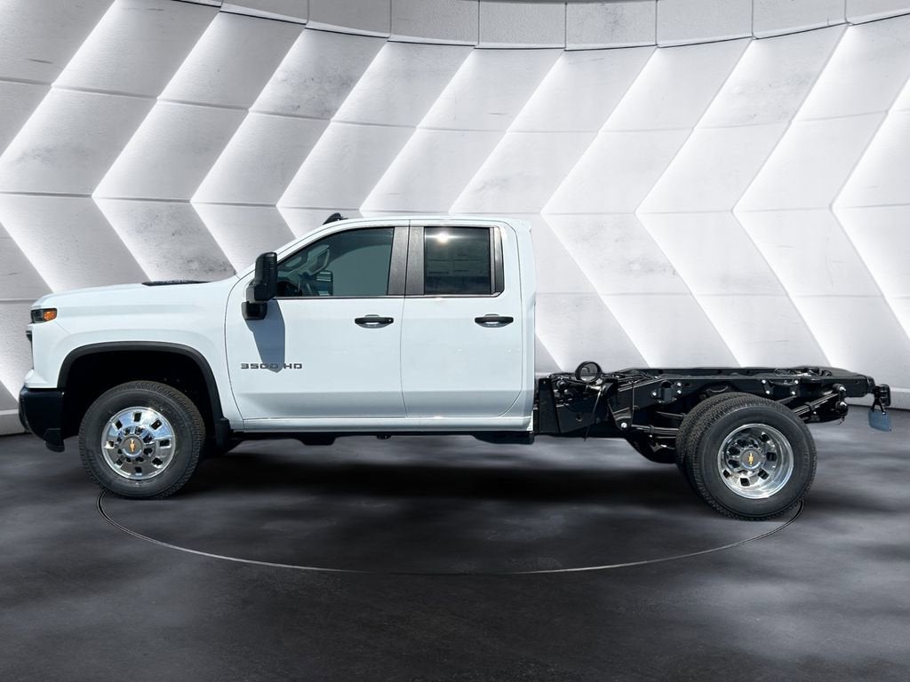 2026 Chevrolet Silverado 3500 HD WT DRW