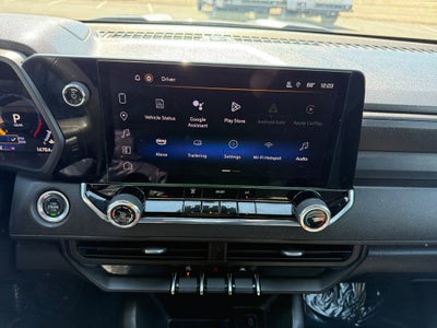 2024 Chevrolet Colorado WT