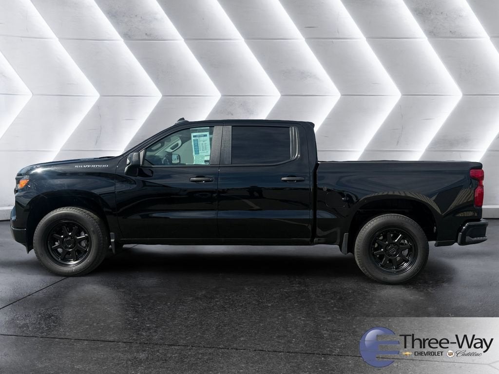 2025 Chevrolet Silverado 1500 Custom
