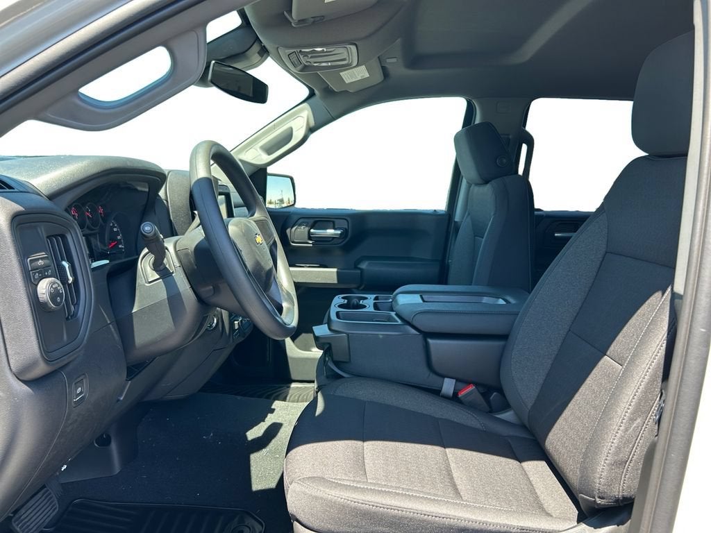 2026 Chevrolet Silverado 1500 Custom - Photo 10