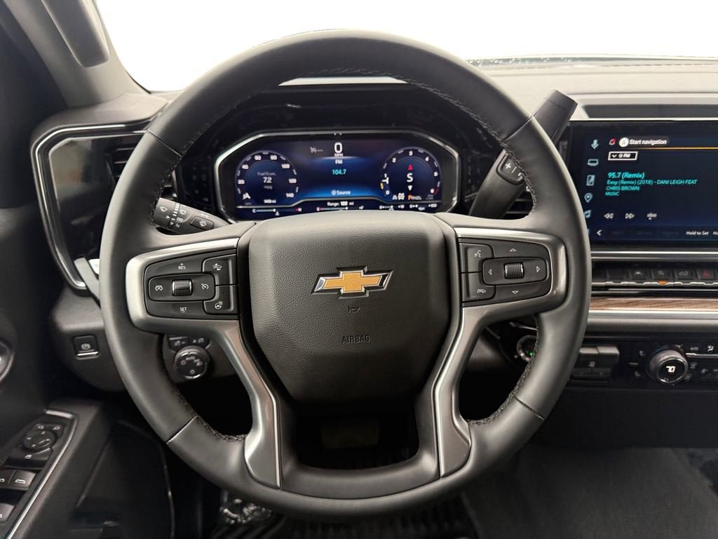 2025 Chevrolet Silverado 1500 LT (2FL)