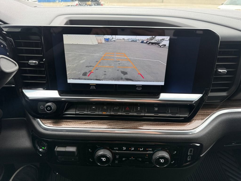 2025 Chevrolet Silverado 1500 LT (2FL)