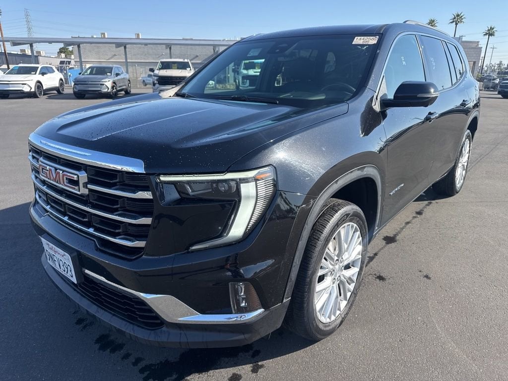 2024 GMC Acadia Elevation