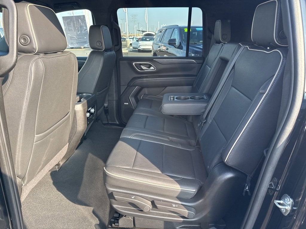 2024 GMC Yukon XL SLT