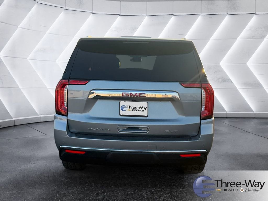 2023 GMC Yukon XL SLT