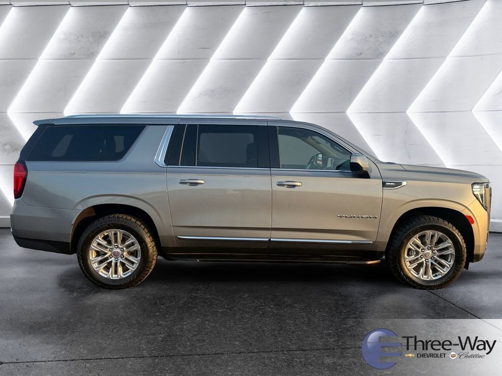 2023 GMC Yukon XL SLT