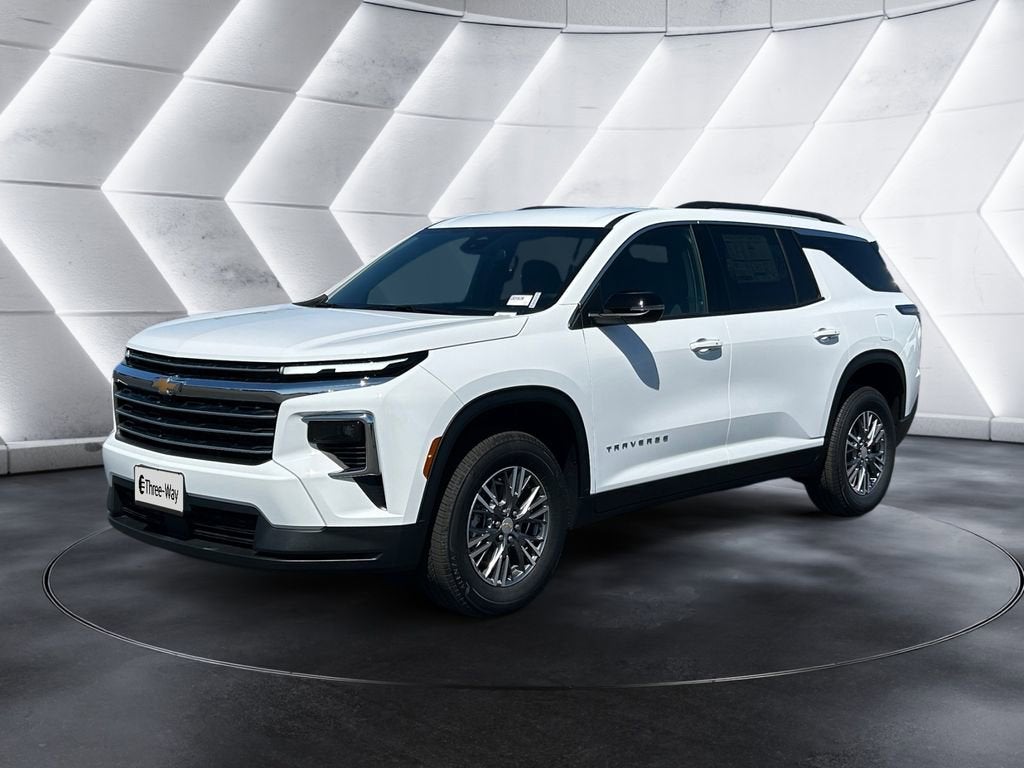 2026 Chevrolet Traverse FWD LT's photo
