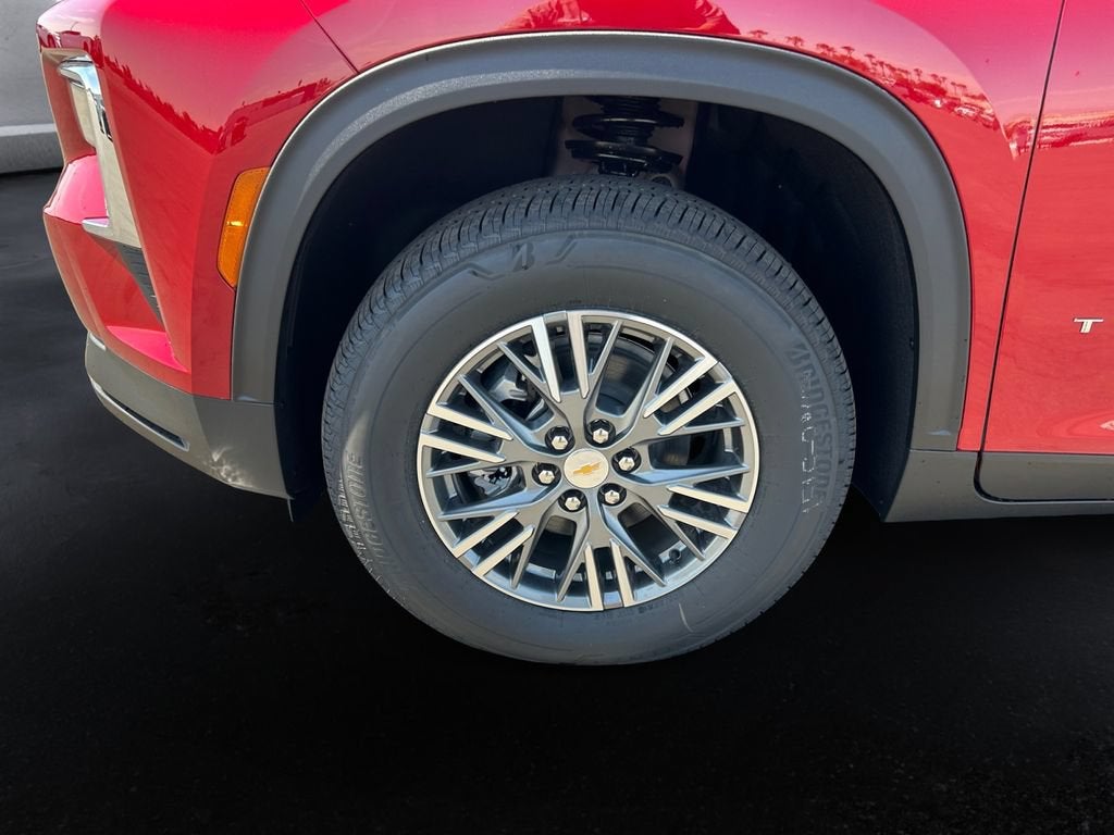 2027 Chevrolet Traverse LT - Photo 9
