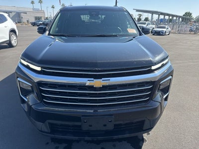 2025 Chevrolet Traverse LT