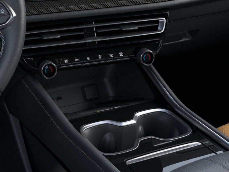 2027 Chevrolet Traverse Z71 - Photo 42