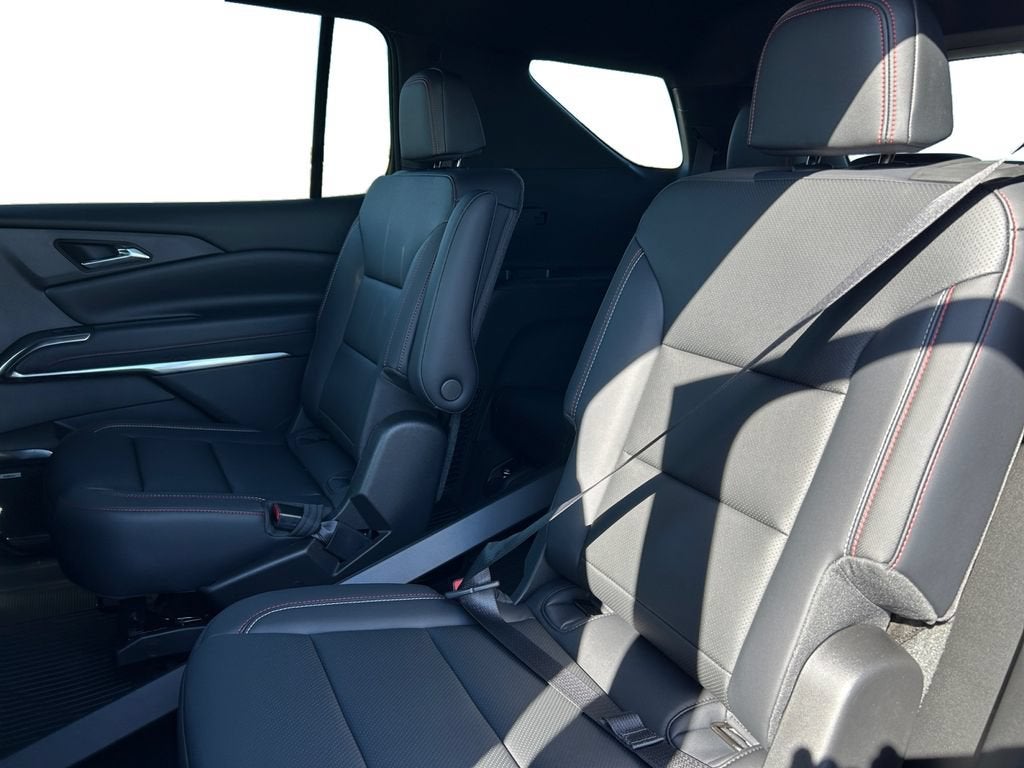 2026 Chevrolet Traverse Z71 - Photo 16