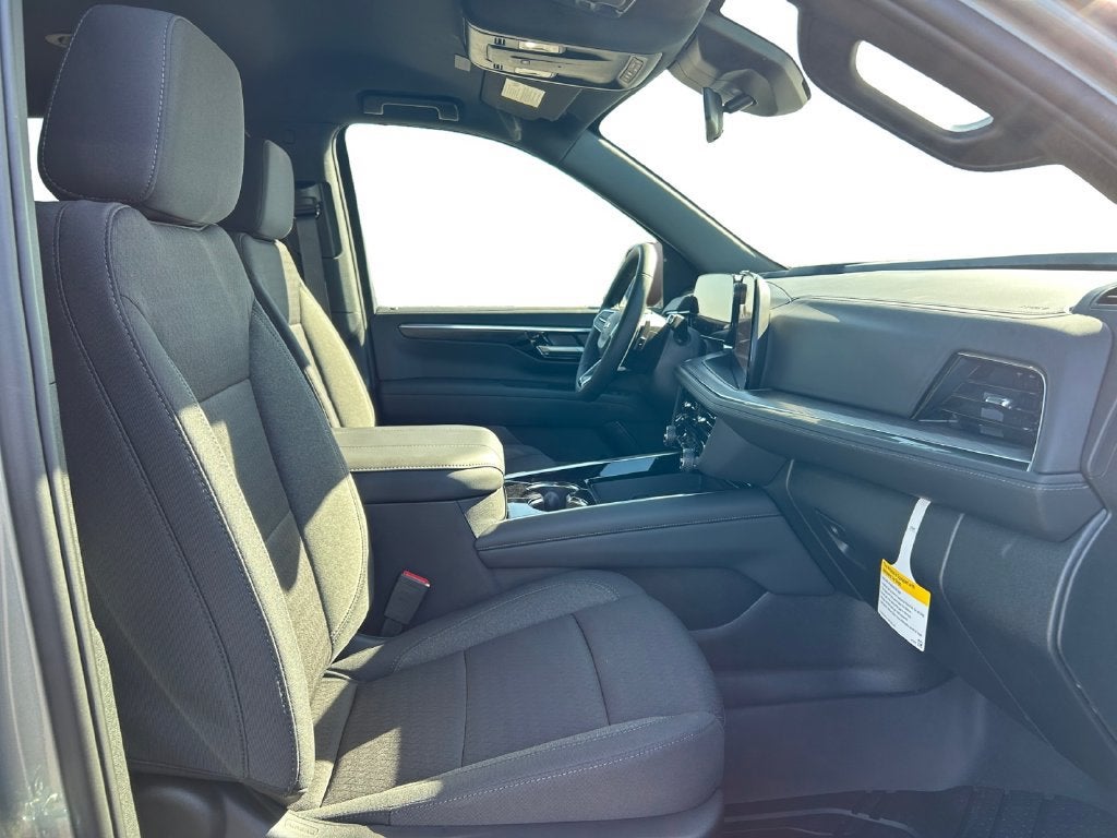2027 Chevrolet Suburban LS