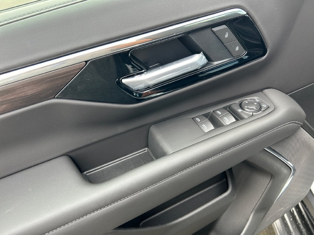 2027 Chevrolet Tahoe LS