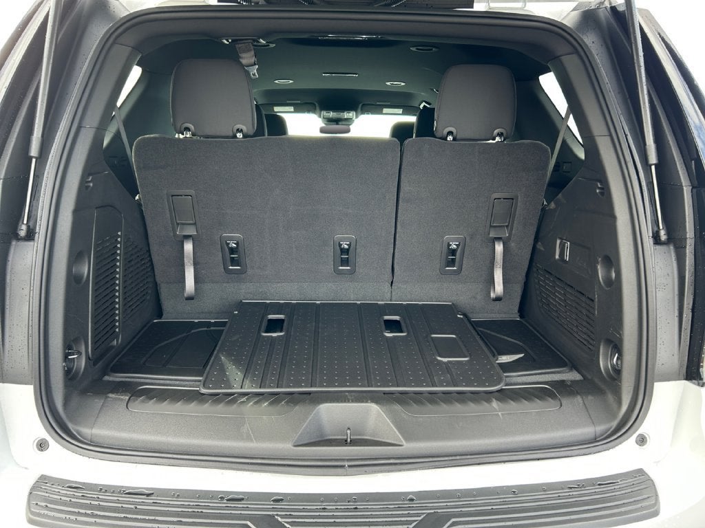 2027 Chevrolet Tahoe LS
