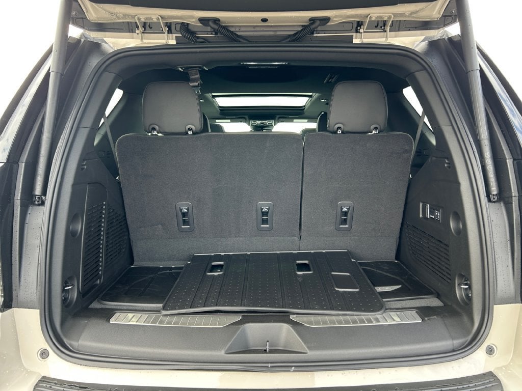 2027 Chevrolet Tahoe RST