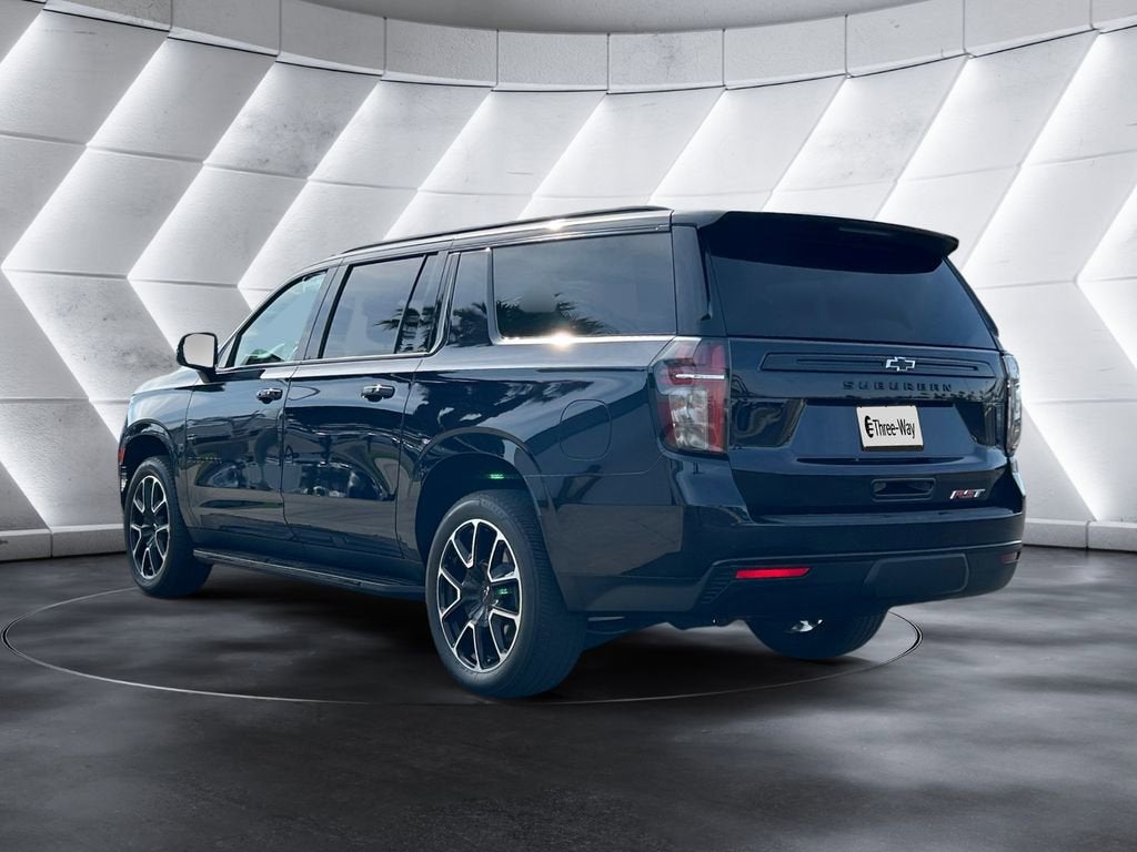 2023 Chevrolet Suburban RST