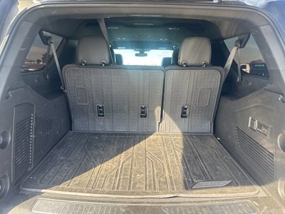 2022 Chevrolet Suburban RST