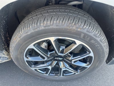 2022 Chevrolet Suburban RST