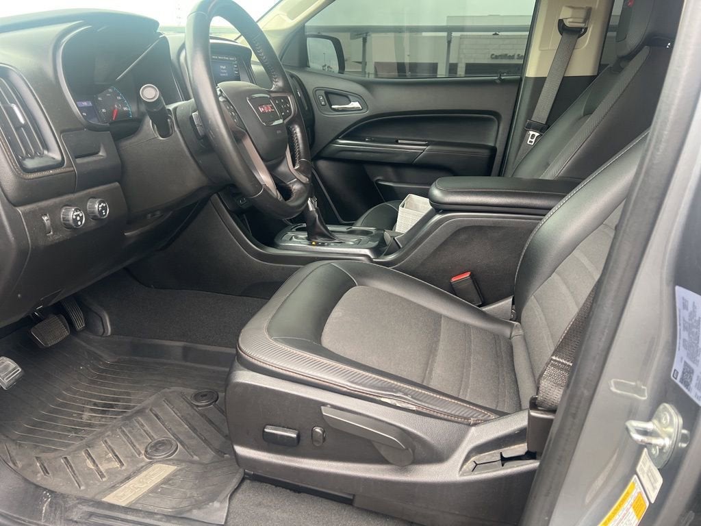 2022 GMC Canyon AT4 - Cloth