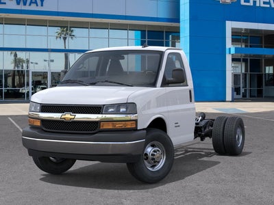 2025 Chevrolet Express Cutaway 3500 1WT