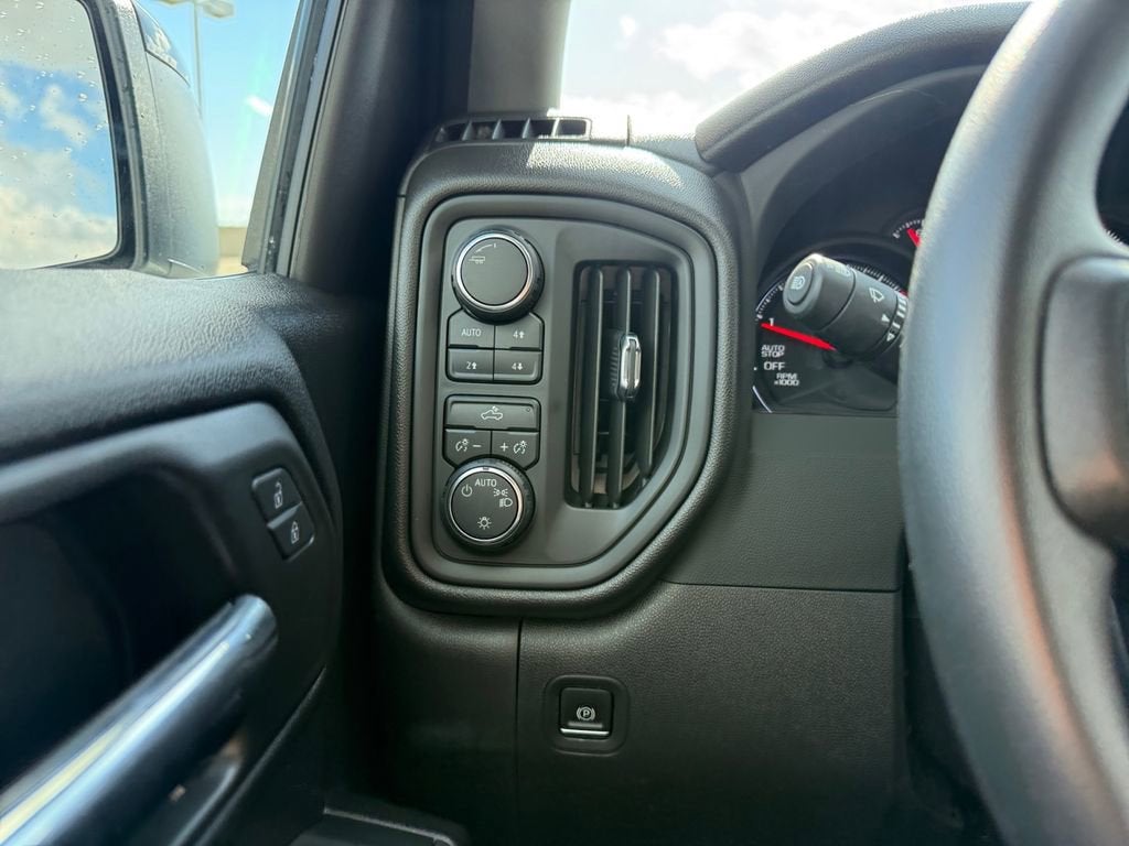 2024 Chevrolet Silverado 1500 Custom Trail Boss