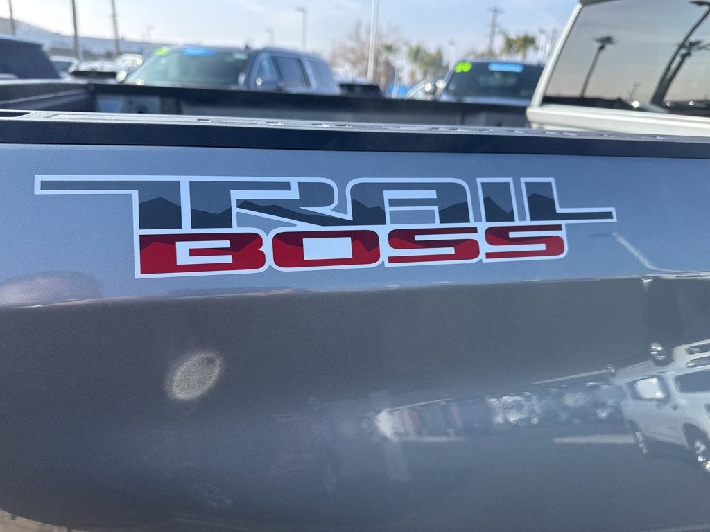 2025 Chevrolet Silverado 1500 Custom Trail Boss