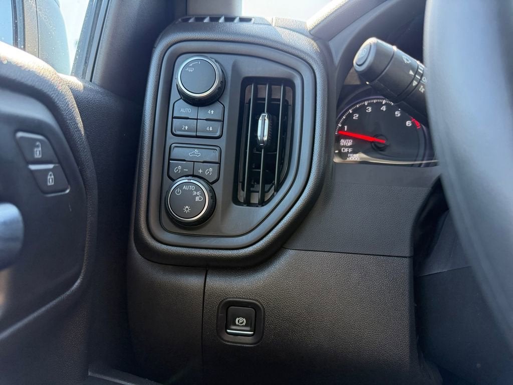 2025 Chevrolet Silverado 1500 Custom Trail Boss