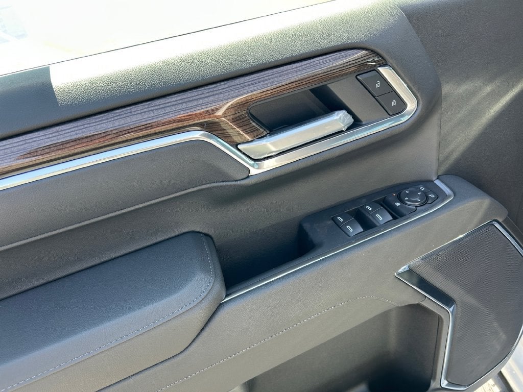 2026 Chevrolet Silverado 1500 LT - Photo 11