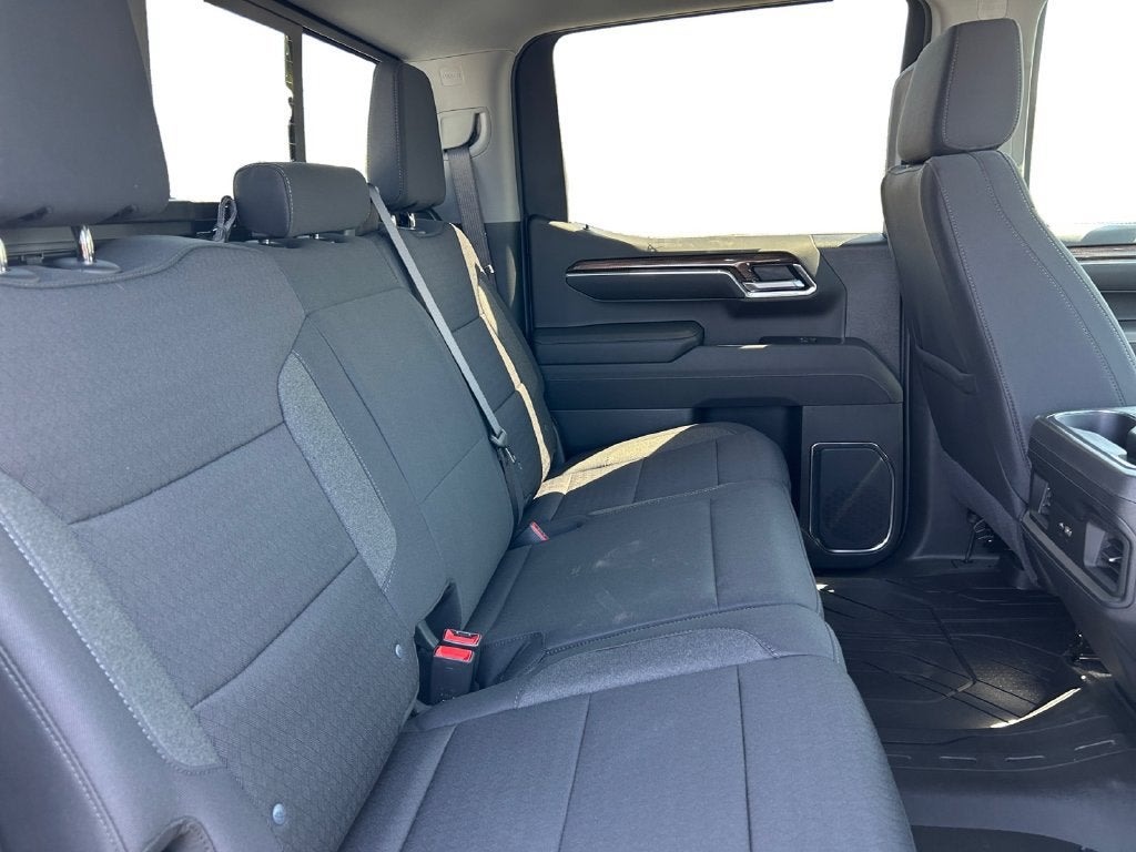 2026 Chevrolet Silverado 1500 LT - Photo 18