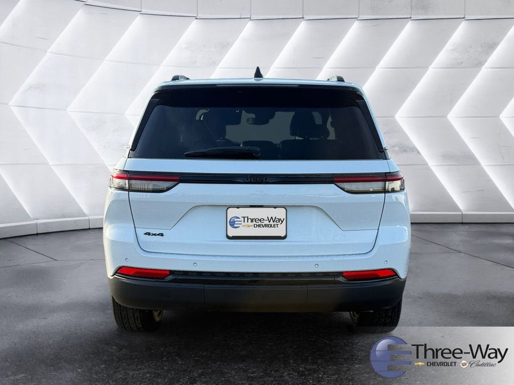 2023 Jeep Grand Cherokee Altitude