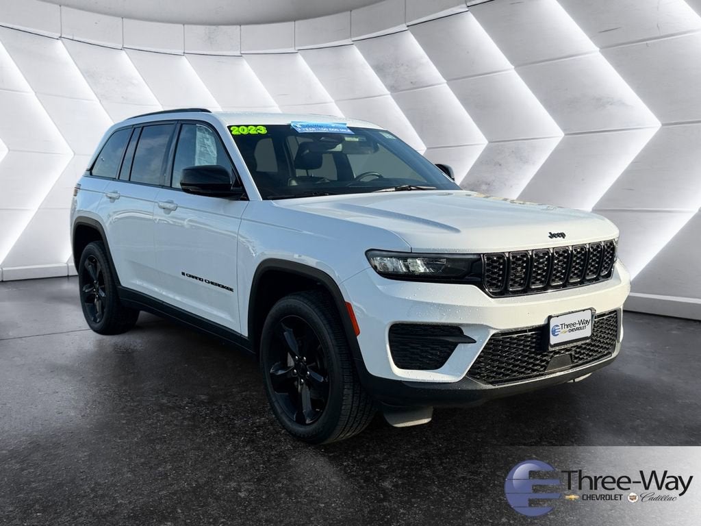 2023 Jeep Grand Cherokee Altitude
