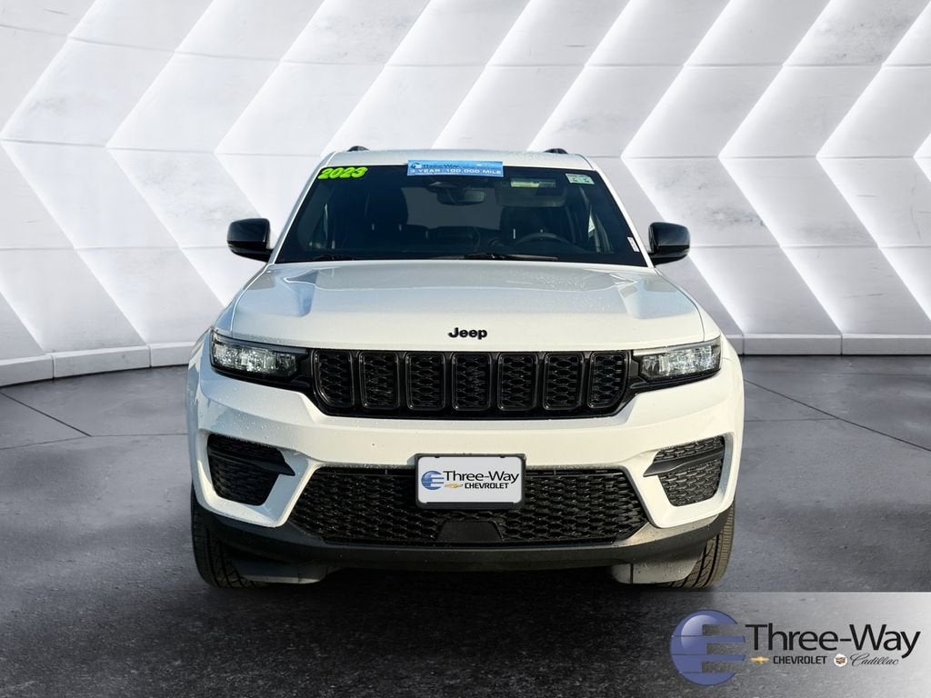 2023 Jeep Grand Cherokee Altitude