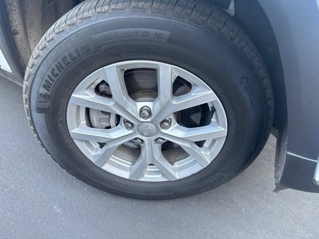 2023 Jeep Grand Cherokee L Limited 4x2