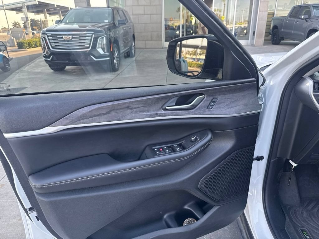 2023 Jeep Grand Cherokee L Limited 4x2