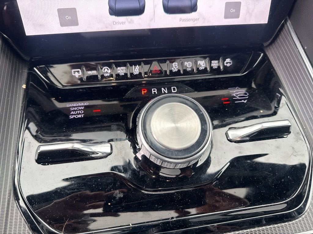 2024 Jeep Grand Wagoneer L Series II