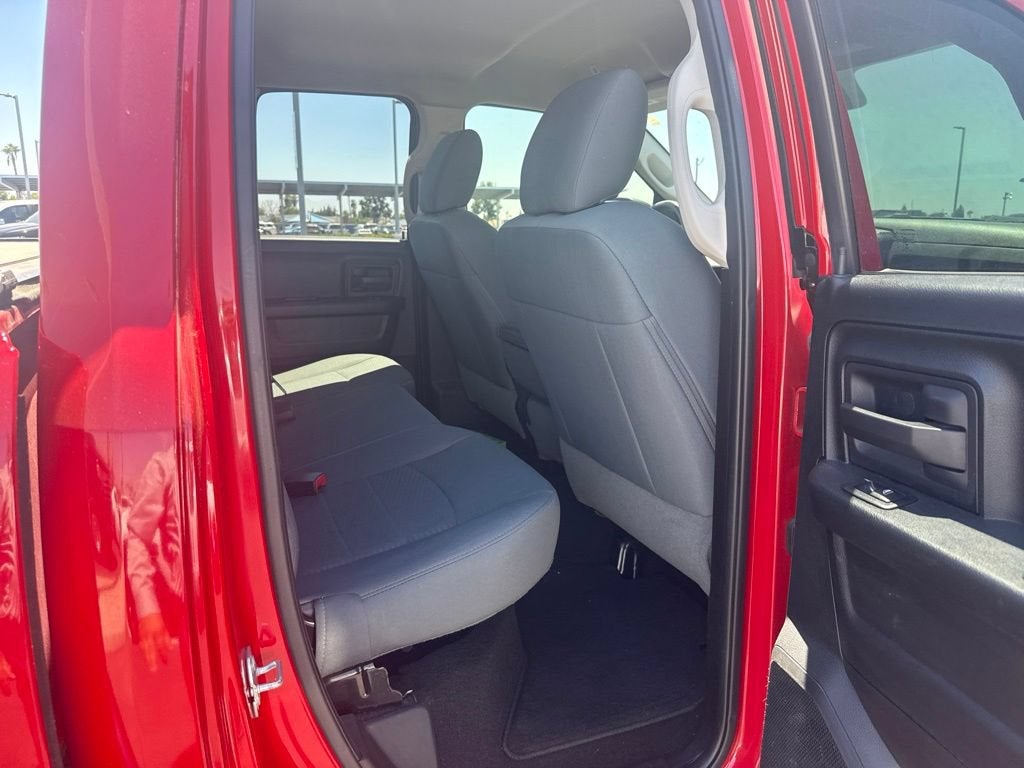2018 RAM 1500 Express Quad Cab 4x2 6'4" Box