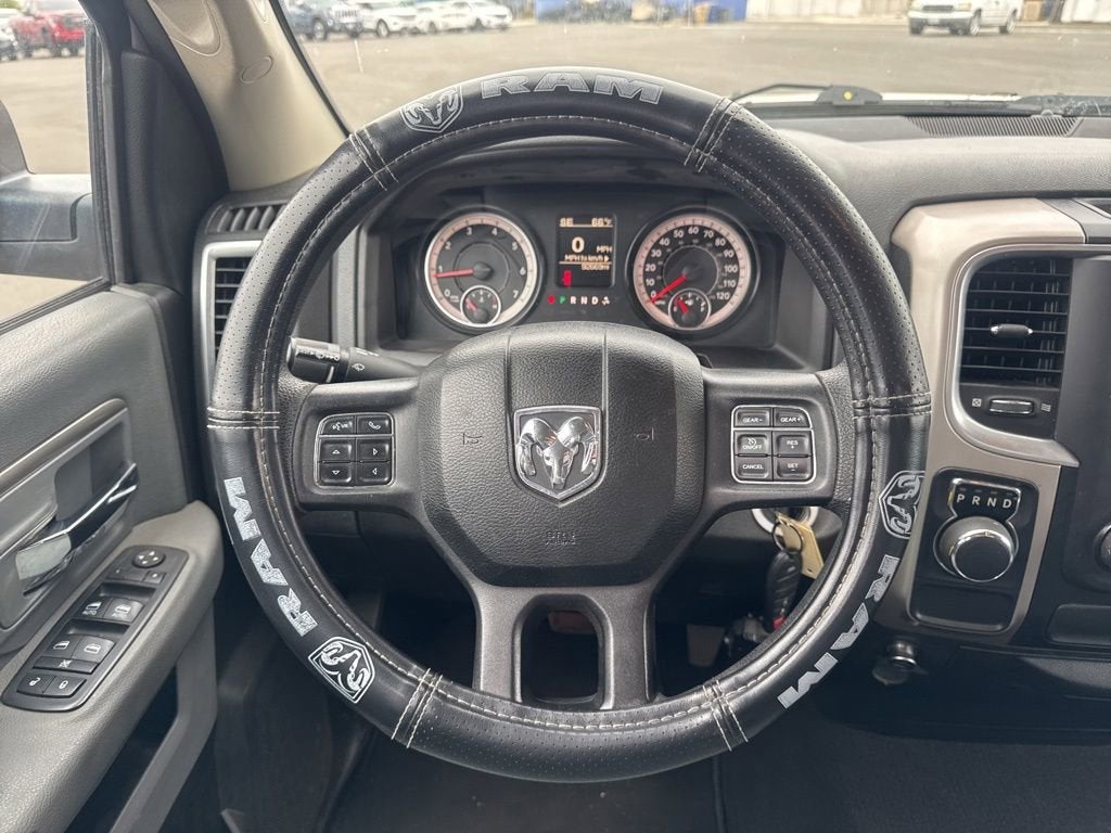 2017 RAM 1500 SLT