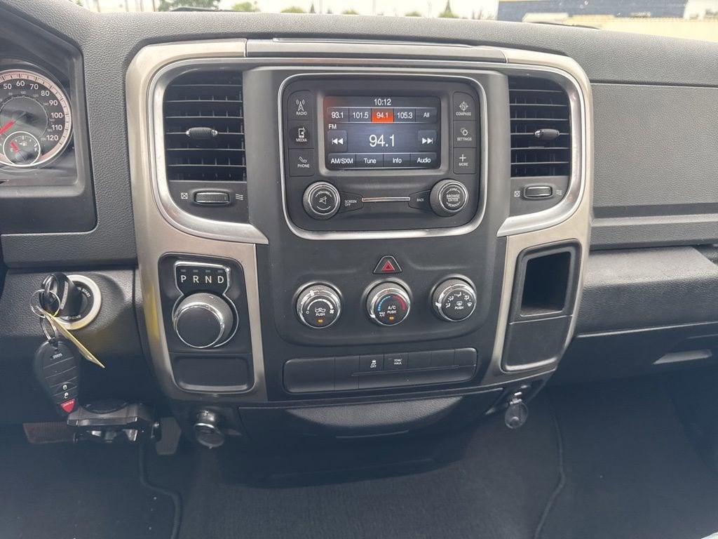2017 RAM 1500 SLT