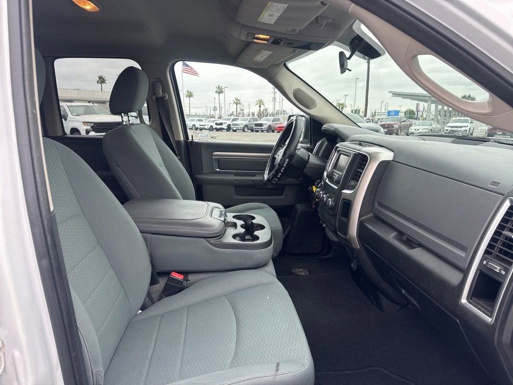 2017 RAM 1500 SLT