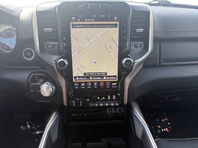 2019 RAM 1500 Laramie Crew Cab 4x4 5'7" Box