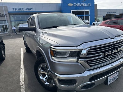 2019 RAM 1500 Laramie Crew Cab 4x4 5'7" Box