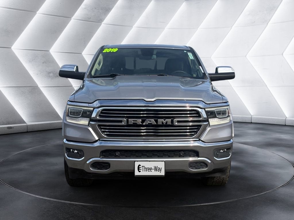 2019 RAM 1500 Laramie Crew Cab 4x4 5'7" Box