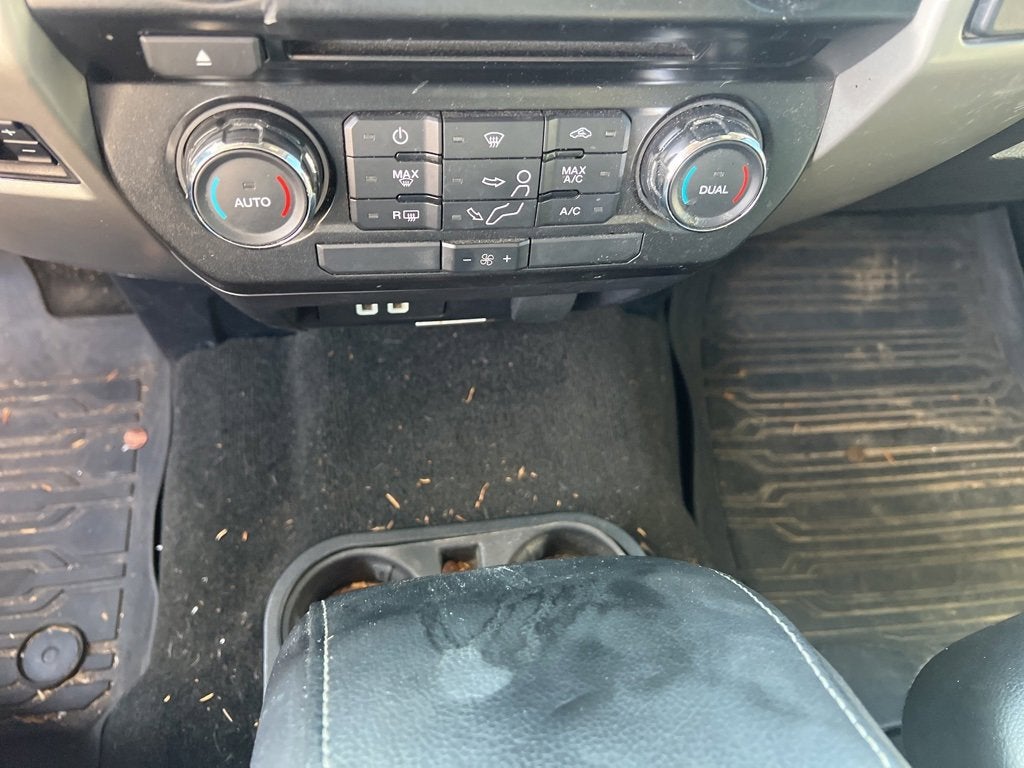 2017 Ford Super Duty F-250 SRW Lariat