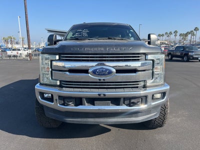 2017 Ford Super Duty F-250 SRW Lariat