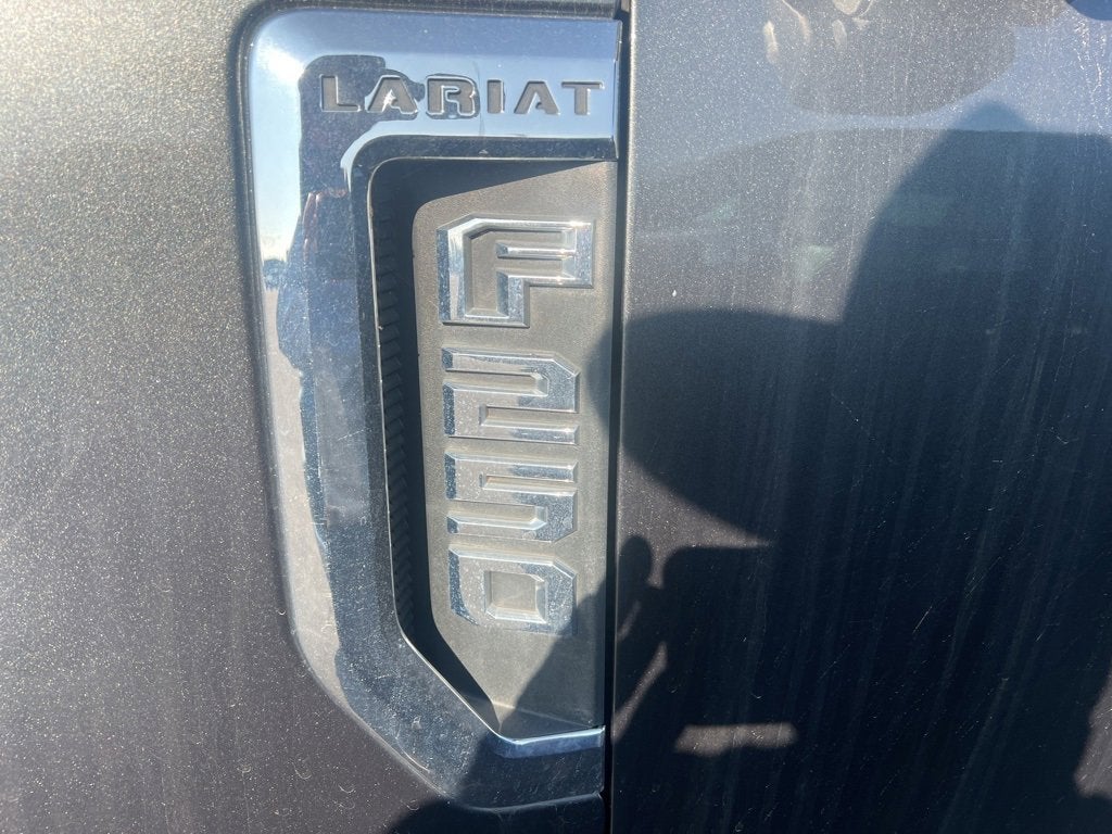 2017 Ford Super Duty F-250 SRW Lariat